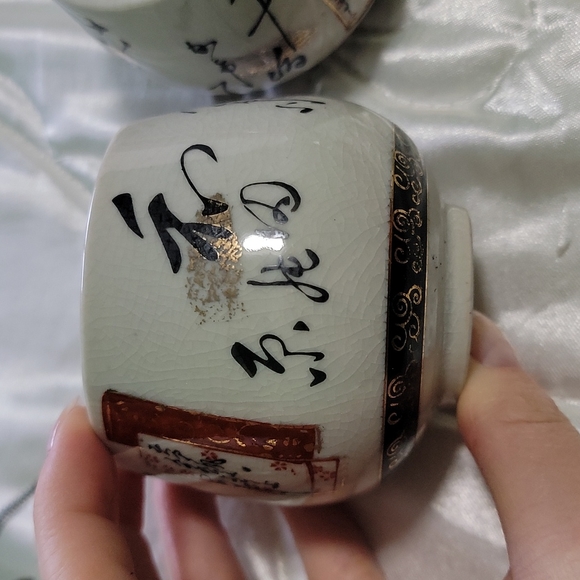 Japanese Ceramic Sake Cup Guinomi Sakazuki Vtg Pottery Gray Kanji Crackle 2 pc - Picture 3 of 5